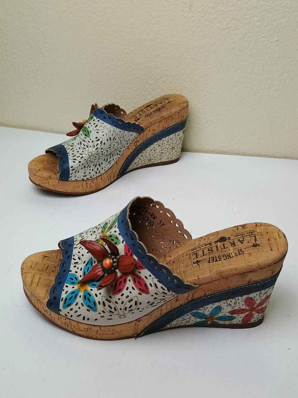L'ARTISTE ANNAMARIA 7